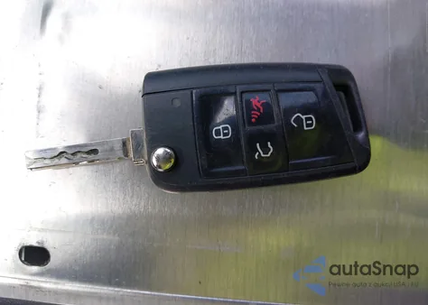 2019 Volkswagen Jetta 1.4T R-Line/1.4T S/1.4T Se from USA, damaged, VIN 3VWC57BU3KM031005